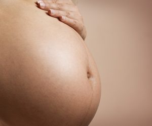pregnant-2635034_1920
